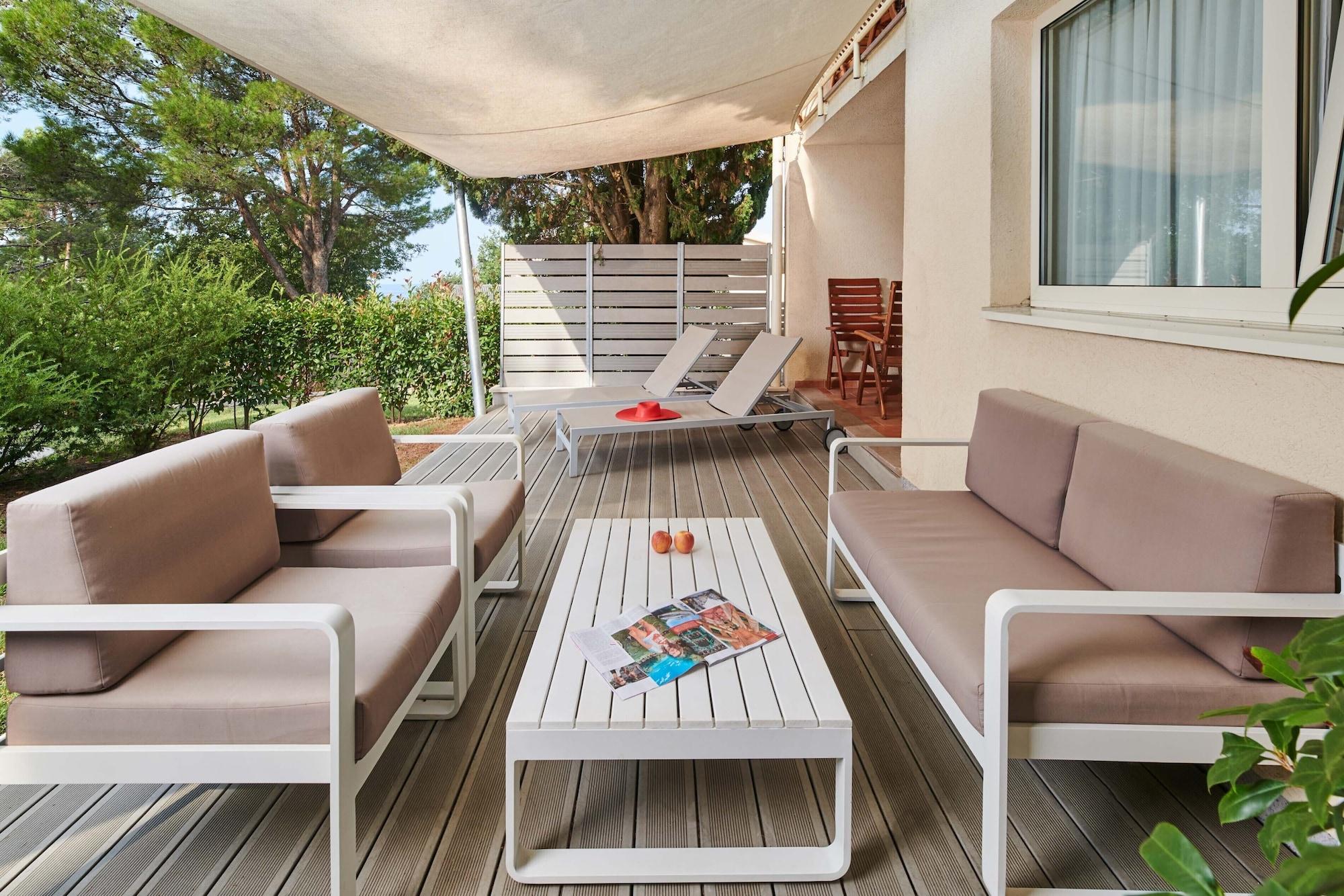 Apartments Bellevue Plava Laguna Porec Exterior photo