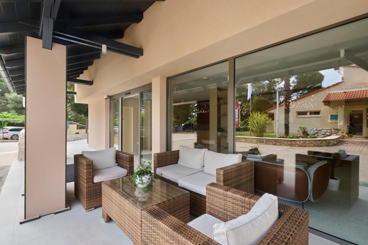 Apartments Bellevue Plava Laguna Porec Exterior photo
